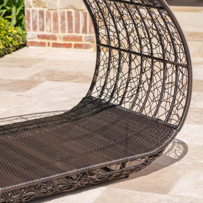 Alora Large 2-Person Abigal Outdoor Wicker Daybed With Aluminum Frame And Cushions
